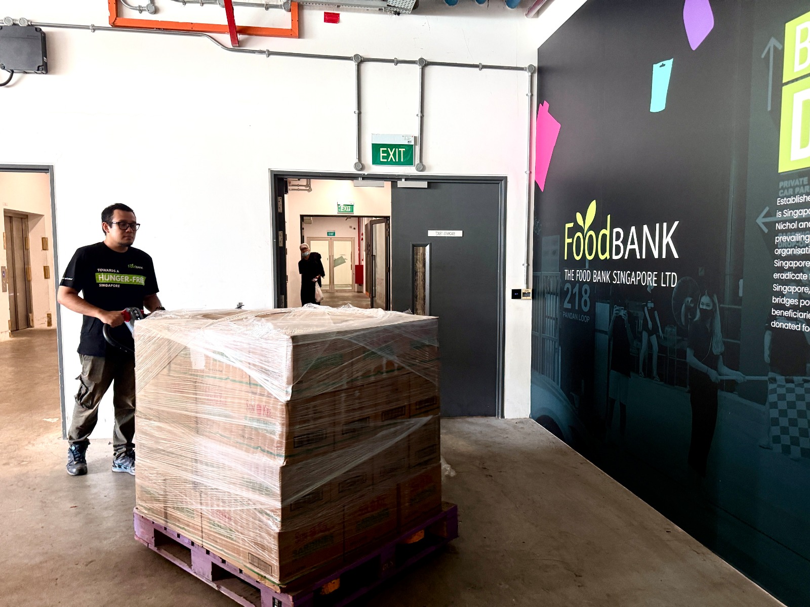 The Food Bank Singapore receives bulk food donations and surplus from food donors