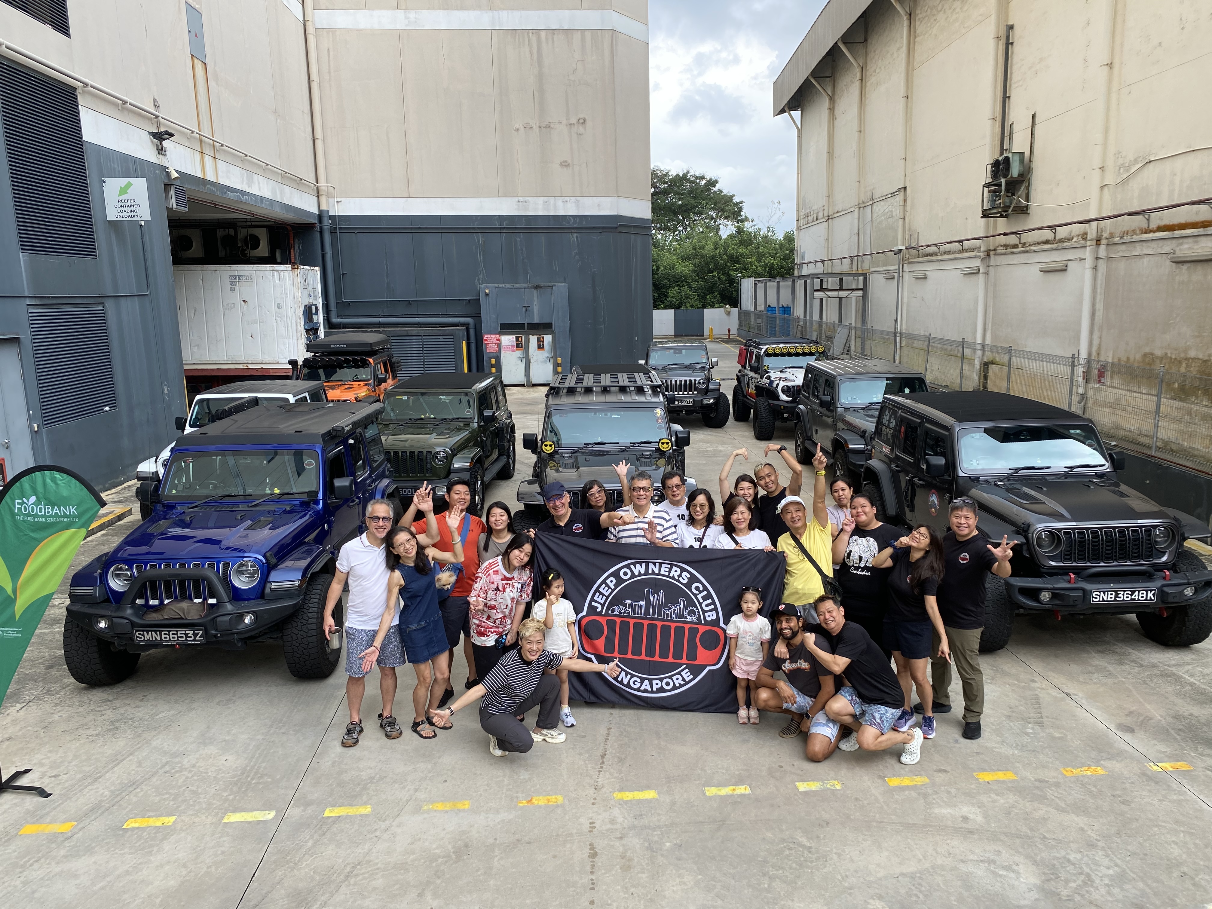 Jeep Cars Club Food Drive + The Food Bank Singapore